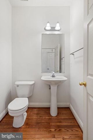 1226 BARKSDALE DR NE, Leesburg, VA 20176