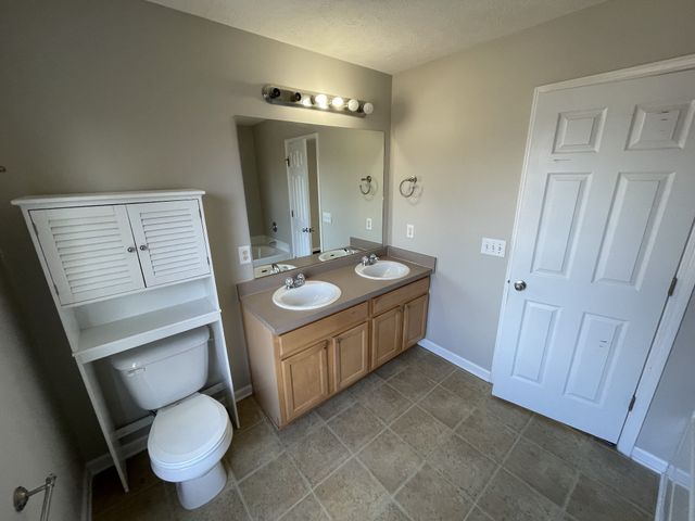 4644 Cather Ct, Nashville, TN 37214