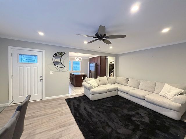 43 Frankton Ave, Brockton, MA 02301