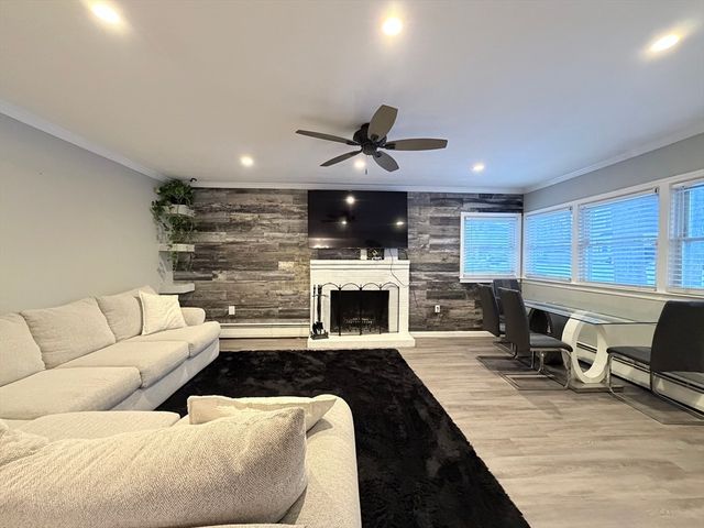 43 Frankton Ave, Brockton, MA 02301