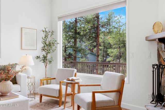 1993 BLACK HAWK Circle, Prescott, AZ 86303