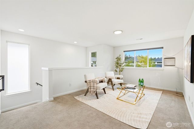 32970 Evergreen Avenue SE, Black Diamond, WA 98010