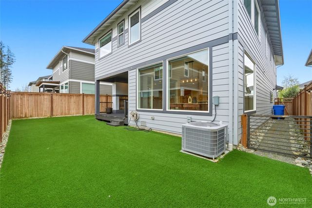 32970 Evergreen Avenue SE, Black Diamond, WA 98010