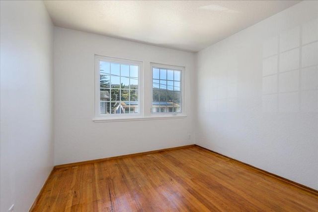 16 Malavear Court, Pacifica, CA 94044