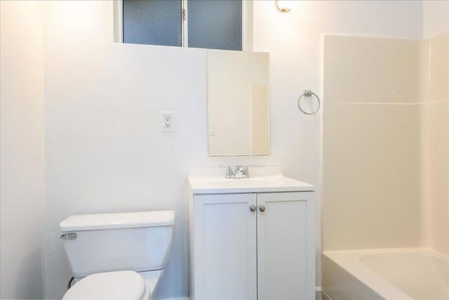 16 Malavear Court, Pacifica, CA 94044