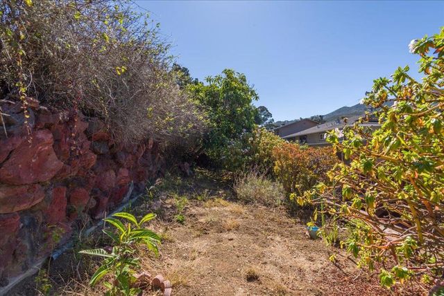 16 Malavear Court, Pacifica, CA 94044