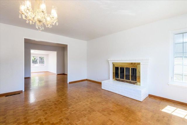 16 Malavear Court, Pacifica, CA 94044