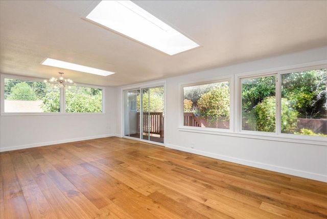 16 Malavear Court, Pacifica, CA 94044