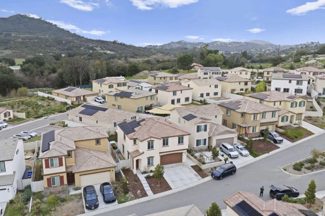 13318 Cultivate Ct, Valley Center, CA 92082