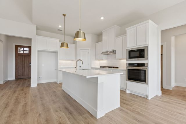 4510 Night Hawk Avenue, Waxahachie, TX 75165