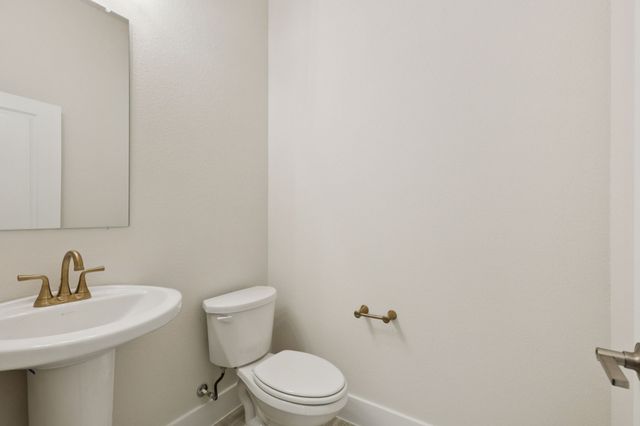 4510 Night Hawk Avenue, Waxahachie, TX 75165