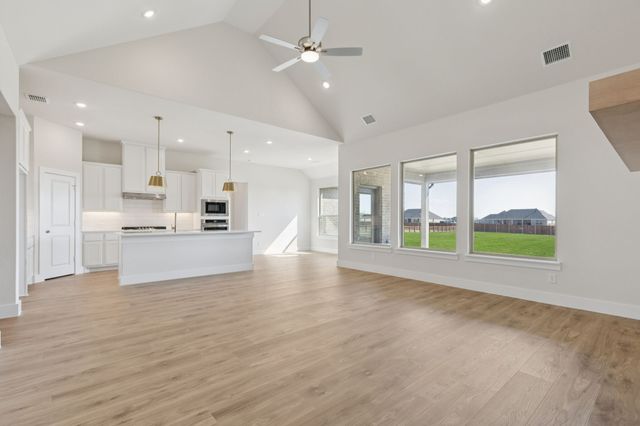 4510 Night Hawk Avenue, Waxahachie, TX 75165