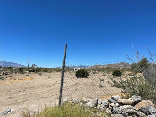 9528 Piedras Trail, Morongo Valley, CA 92256