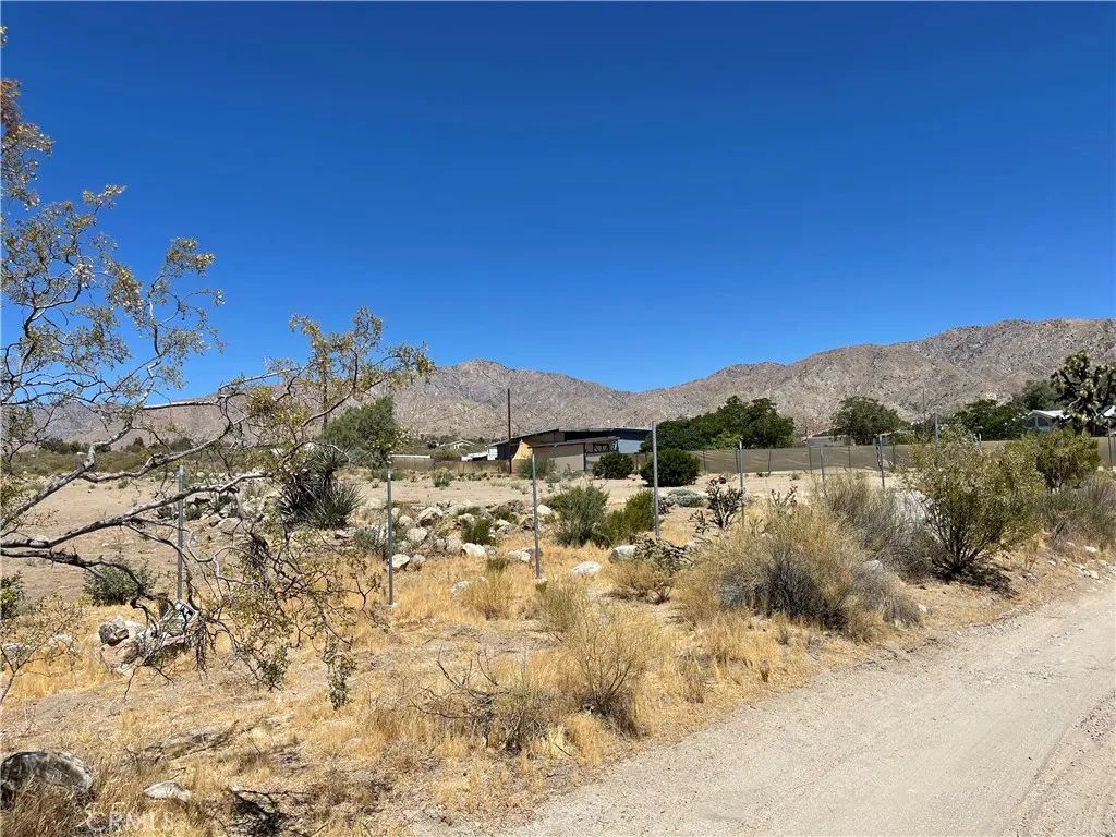 9528 Piedras Trail, Morongo Valley, CA 92256