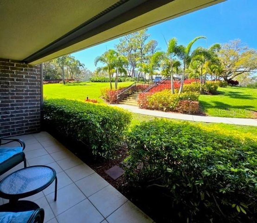 Image 4 of property listing at 36750 US HIGHWAY 19 N 4-107, Palm Harbor, FL 34684