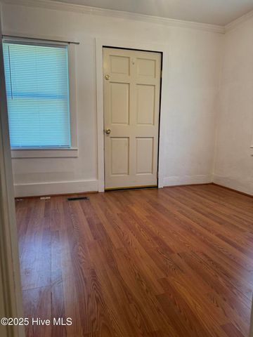113 N Jarvis Street, Greenville, NC 27858