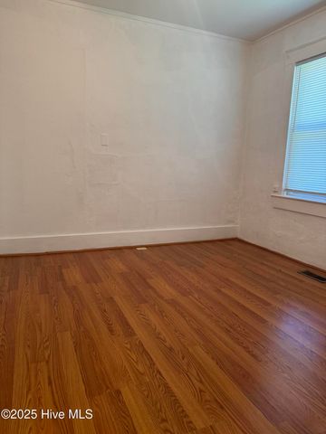 113 N Jarvis Street, Greenville, NC 27858