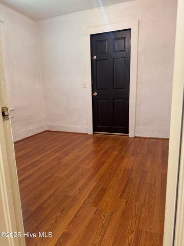 113 N Jarvis Street, Greenville, NC 27858