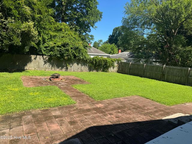 113 N Jarvis Street, Greenville, NC 27858