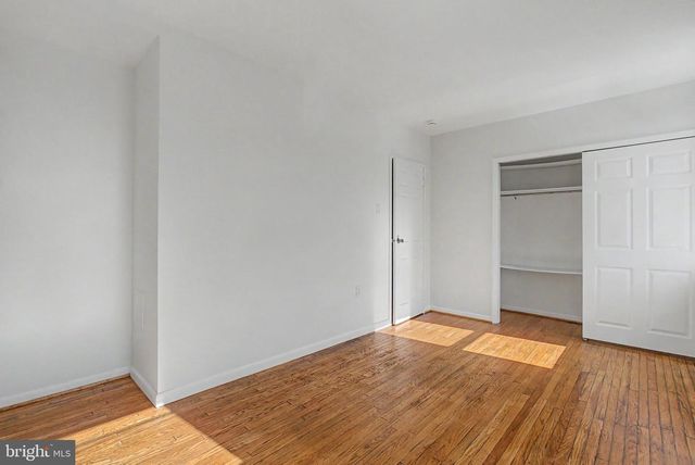915 N 6TH ST, Philadelphia, PA 19123
