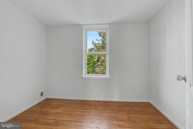 915 N 6TH ST, Philadelphia, PA 19123