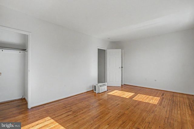 915 N 6TH ST, Philadelphia, PA 19123
