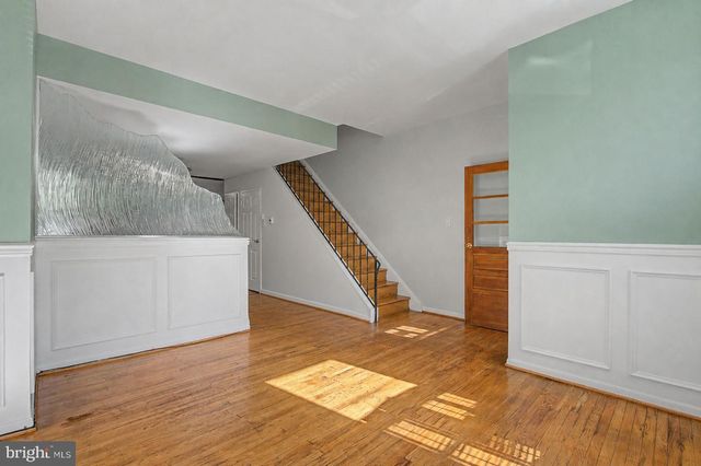 915 N 6TH ST, Philadelphia, PA 19123