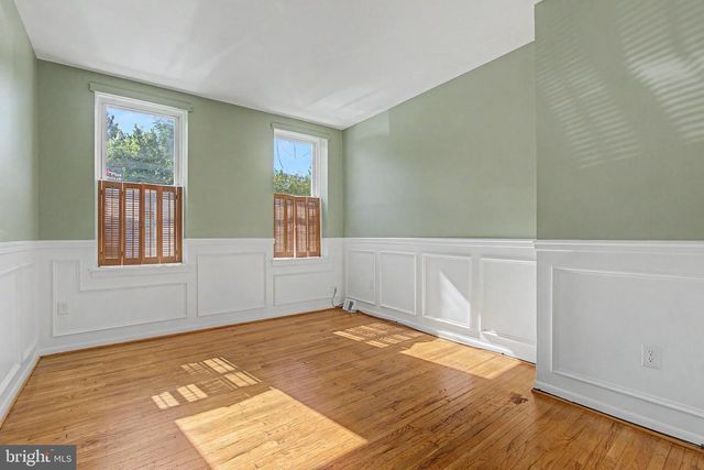 915 N 6TH ST, Philadelphia, PA 19123
