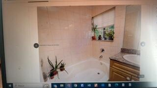 4225 E STONECREEK Circle 26, Davie, FL 33024