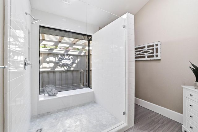 1911 Black Slate Ct, Gold River, CA 95670