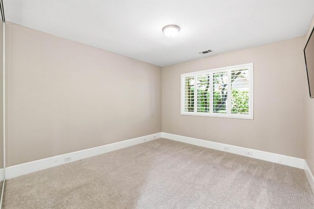 1911 Black Slate Ct, Gold River, CA 95670