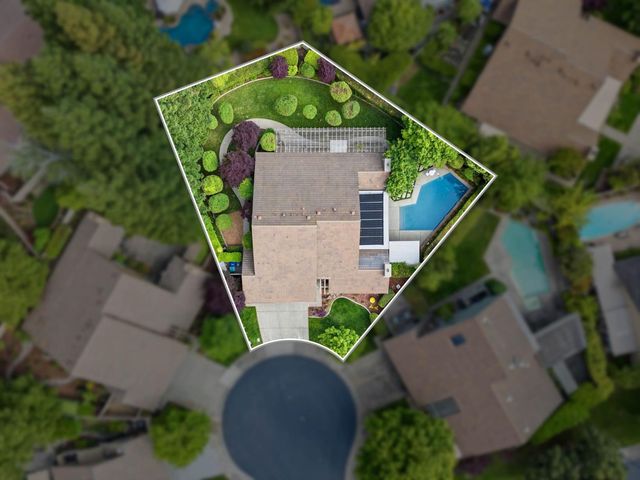 1911 Black Slate Ct, Gold River, CA 95670