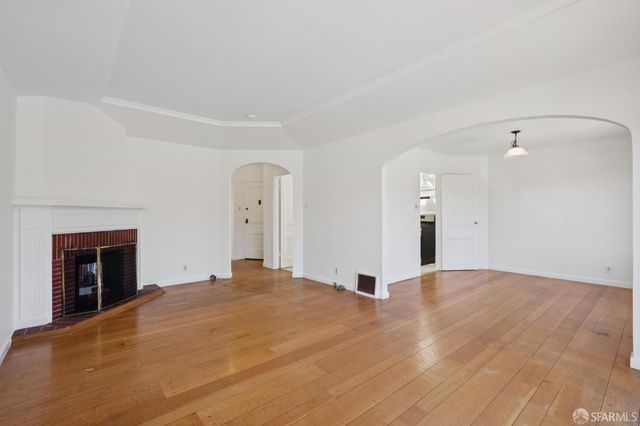 31 Middlefield Drive, San Francisco, CA 94132