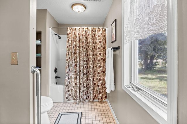 62945 230th Street, Litchfield, MN 55355