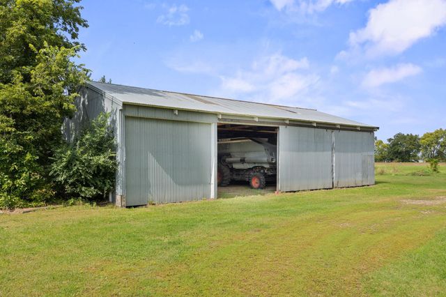 62945 230th Street, Litchfield, MN 55355