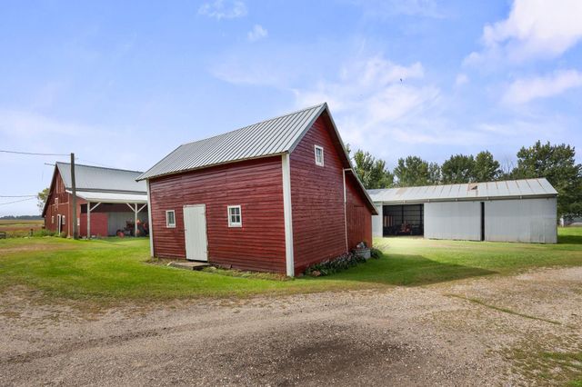 62945 230th Street, Litchfield, MN 55355