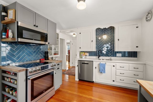 45 Durant Rd, Weymouth, MA 02190