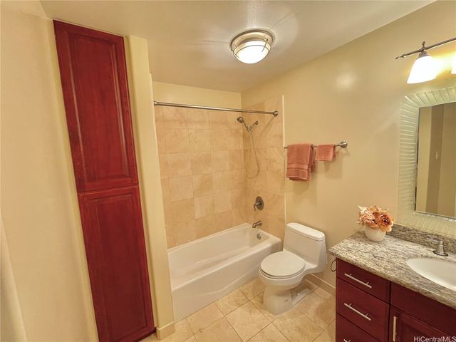 4854 Analii Street, Honolulu, HI 96821