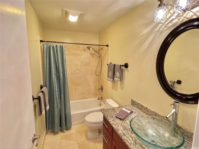 4854 Analii Street, Honolulu, HI 96821