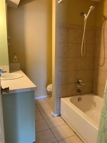 301 Travis Street, Baytown, TX 77520