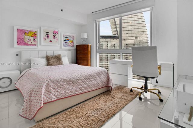 465 Brickell Ave 5102, Miami, FL 33131