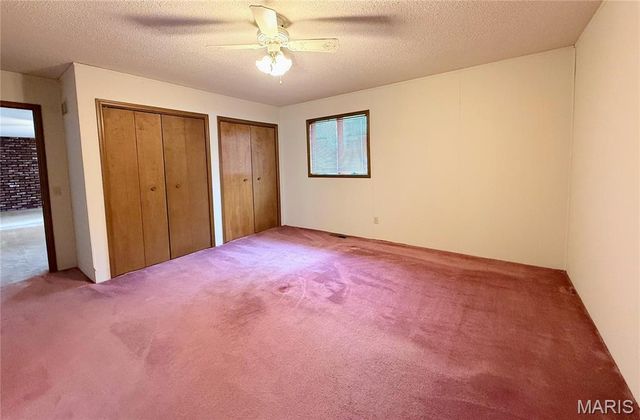 400 W Main, Novelty, MO 63460