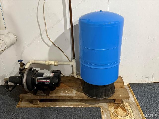 400 W Main, Novelty, MO 63460