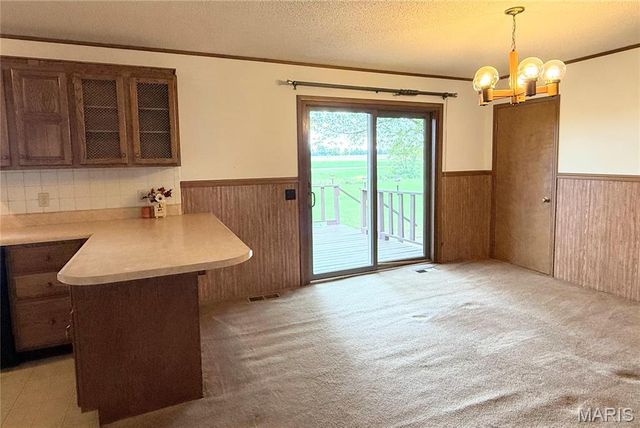 400 W Main, Novelty, MO 63460