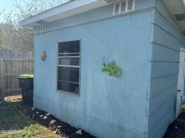 923 N Yaupon Terrace, Morehead City, NC 28557