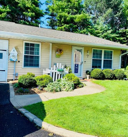 472A Darwen Drive, Ridge, NY 11961