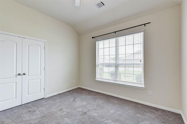 84 Linnwood Drive, Woodbranch, TX 77357