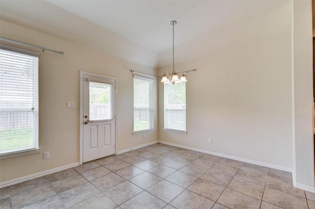 84 Linnwood Drive, Woodbranch, TX 77357