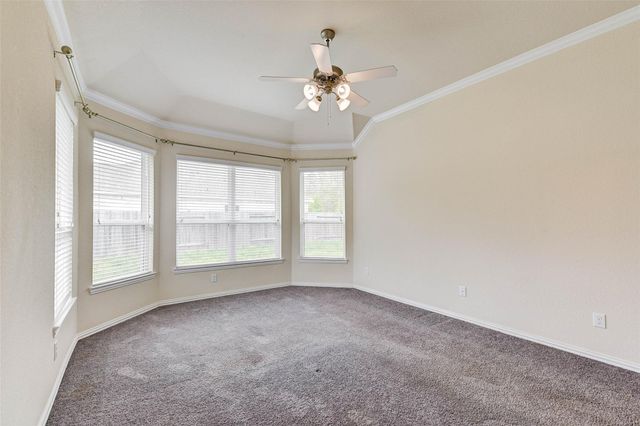 84 Linnwood Drive, Woodbranch, TX 77357