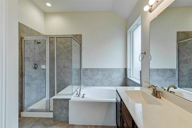 84 Linnwood Drive, Woodbranch, TX 77357